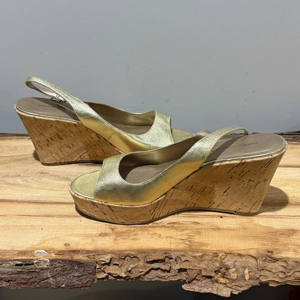 Marc Fisher Espadrille Wedge Platform Sandals‎ Gold Metallic Size 8.5 A21